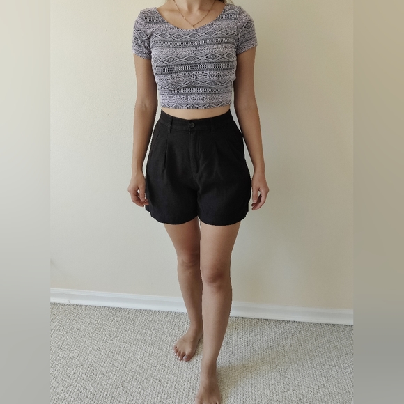 Lilac Pattern Crop Top - Picture 6 of 7